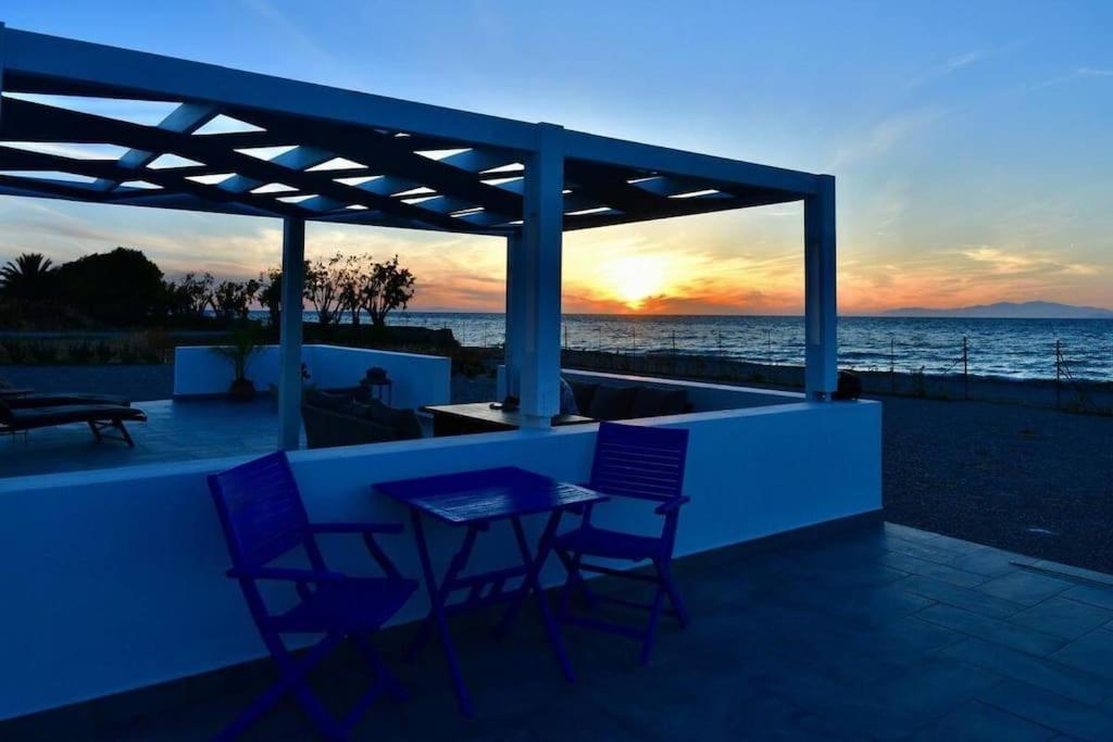 Lambou Beach Sunset Soroni Exterior foto