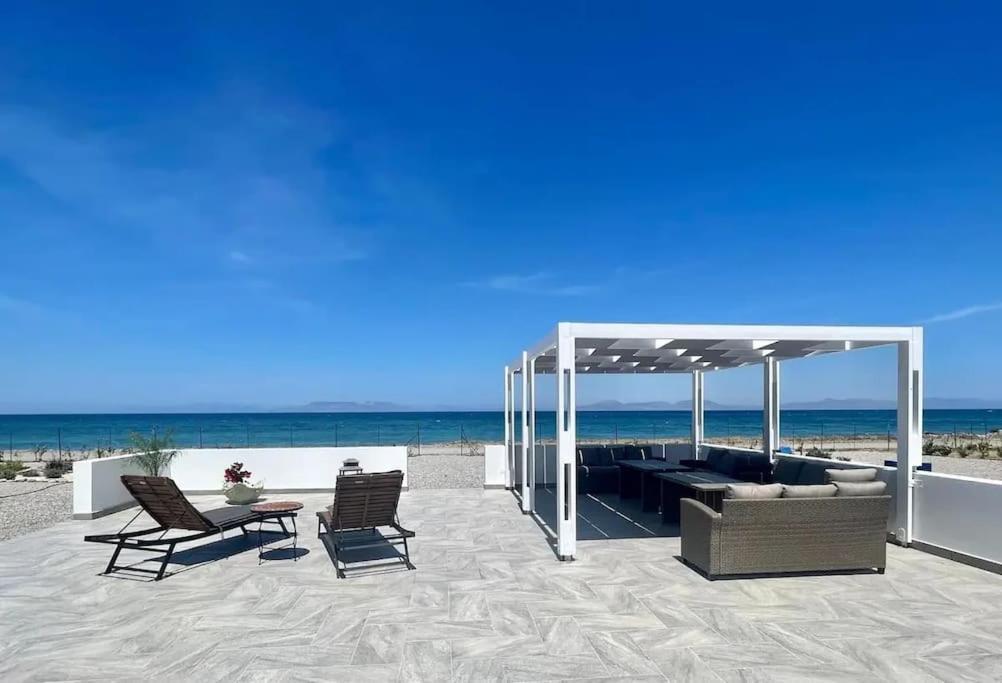Lambou Beach Sunset Soroni Exterior foto